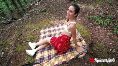 Public Picnic Gone Wild! Horny Brunette Riding Cock Outdoors Begs For A Facial - hclips.com