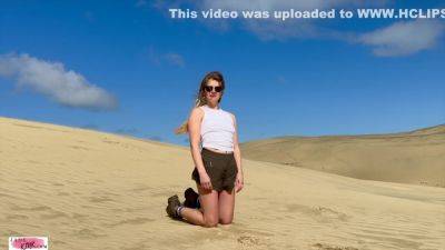 Hot Girlfriend Gets Surprised With Kinky Sex In Desert Of Sand Dunes - hclips.com