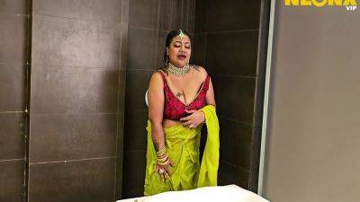 Savita Bhabhi In Virgin Guuy Seduce And Fuck Her Bhabhi In Shower Full Horny Sex Video ! - desi-porntube.com - India