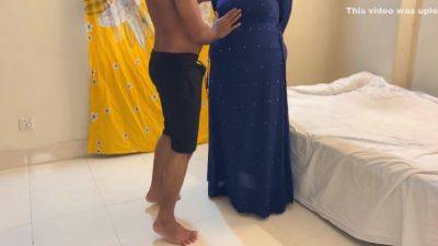 Huge Boobs In Hot Moti Gand Vali Muslim Aunty Ko Hat Bandkar Chudai Jabardast - Huge Booty Chubby Aunty Want Fuck For Get Pregnant - desi-porntube.com - India