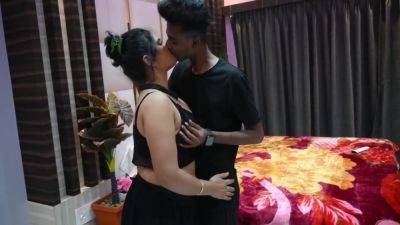 Driector Teach How To Fuck A Girl Hardly - desi-porntube.com - India