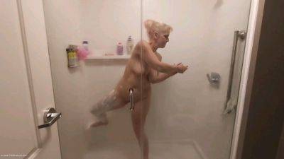 Shaving In The Shower - hclips.com - Usa