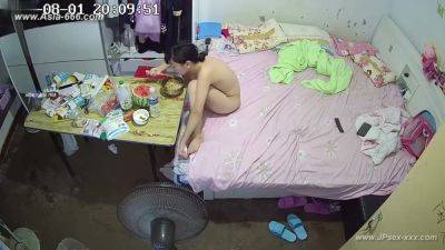 Hackers use the camera to remote monitoring of a lover's home life.625 - txxx.com - China