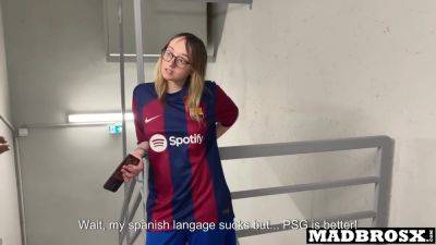 A Barcelona Supporter Fucked By Psg Fans In The Corridors Of The Football Stadium !!! - hotmovs.com - France