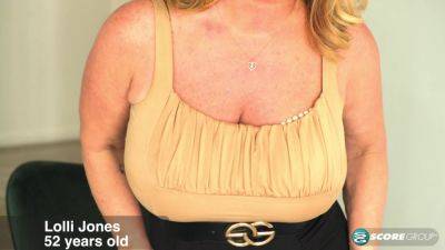 The big tits and fuckable body of wife and mom Lolli Jones - hotmovs.com