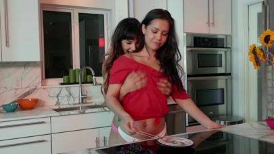 Alina Lopez - Flick And Lick - RealityKings with Alina Lopez, Kitty Carrera - hotmovs.com