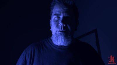 Diary Of A Madman, S2 E3: A Turn For The Worse - Kink - hotmovs.com