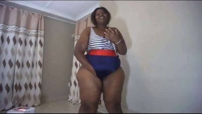 Big Booty South African BBW Masturbates and Twerks Live on Cam - xxxfiles.com - South Africa