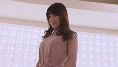 Hot Japanese Housekeeper Yuna Sasaki Cheating Affair with Blowjob - xxxfiles.com - Japan