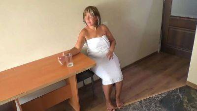 Stepmom Cheers Up with Stepson's Cock and Hardcore Anal Action - veryfreeporn.com