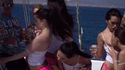 Cute Brunette Babe Henessy Called Her Friends to Celebrate Her Birthday Party on the a-class Yacht - hotmovs.com - Russia