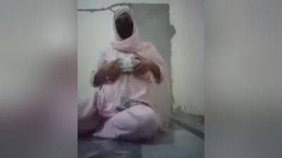 New Sex Story Sex Chudai Ki Story Hot Video Hot Bhabhi Sex Video Chudai Ki Video Pakistani Sex Video Indian Bhabhi Sex Video - desi-porntube.com - India - Pakistan