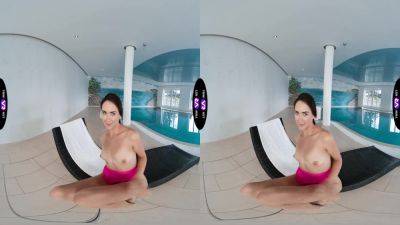 Teases With Naked Spa Striptease - Vixi Rafi - hclips.com