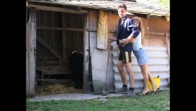 Hot Granny Blowjob Outdoor HD - Granny Cock and Pussy Eating - veryfreeporn.com