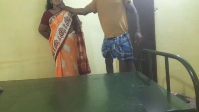 Beautiful Tamil Mature in Saree Takes Monster Cock Hardcore Creampie - veryfreeporn.com - India - Russia