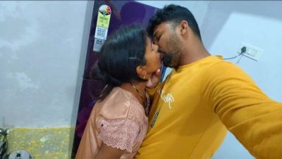Desi Bhabhi Fucked by Husband's Friend - Hot Indian Sex Story in Hindi with Permi_pooja - porntry.com - India