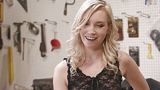 Claire - Want to fuck me on the hood of your car? - ah-me.com
