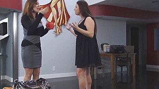 Rachel Steele - Step-Aunt Stacie Starr Jerks - ah-me.com