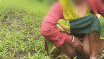 Desi Bhabhi Big Ass Doggy Style Outdoor Sex on Farm with Sukunmi - porntry.com - India