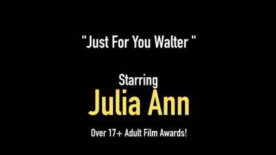 Adult MILF Icon Julia Ann Dildo Drills for a Loyal Fan - hotmovs.com