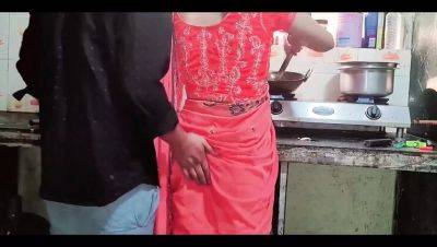 Desi Bhabhi Gets Fucked Hard in the Kitchen - Hot Indian Sex in Saree - xxxfiles.com - India