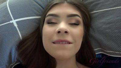 Amateur POV Sex with Hot Teen Winter Jade - Intimate Creampie & Orgasms - veryfreeporn.com