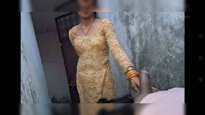 Desi Neighbor Girl Sucks Big Cock in Homemade Blowjob - Cum in Mouth Close-Up - porntry.com - India