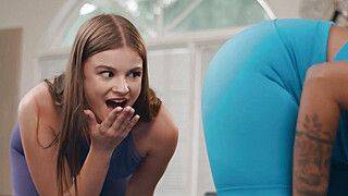 Ebony stepmom licks stepdaughters pussy - ah-me.com