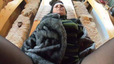 Hot MILF Calla in Fur Coat Fucks and Sucks Husband's Friends - Deep Throat & Cum Play - veryfreeporn.com