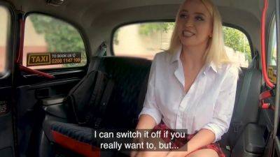 Sexy Blonde Bitch Rammed In Taxi - hotmovs.com