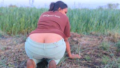 Stepbrother Seduces Stepsister in Field, Anal Try with Full Hindi Audio - Wrong Hole XXX - veryfreeporn.com - India