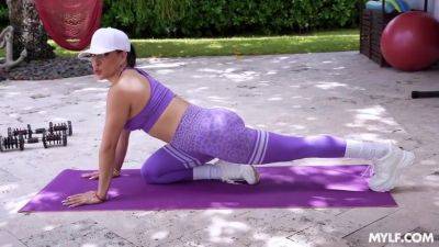 Perfect Ass, Perfect Form 2 - videomanysex.com