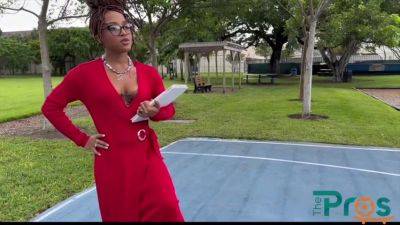 The Pros S2E08 Mena Carlisle the Slick Client Sports Agent - hotmovs.com
