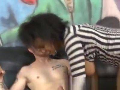 Ebony Maid Superstar J Gets Throat Fucked By Employer - hotmovs.com