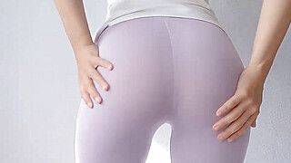 She loved playing with her pussy especially during yoga - ah-me.com