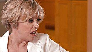 Dee Williams - Kimmy Kimm - I could have lots of fun with your tits - ah-me.com