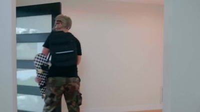 Keiran Lee And Katana Kombat In Man Got Fucked His Friends Wife In Stockings With Cusotom On Face Afte - hotmovs.com