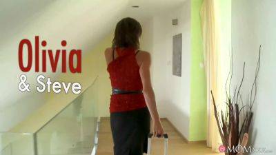 Olivia's romantic business trip ends with a creamy surprise for her hubby - sexu.com - Czech Republic