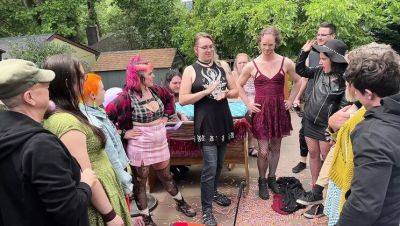 Hardcore Orgy Fuck Fest: Genderqueer Group Sex & Intense Creampies - Cliff Media - veryfreeporn.com - Usa