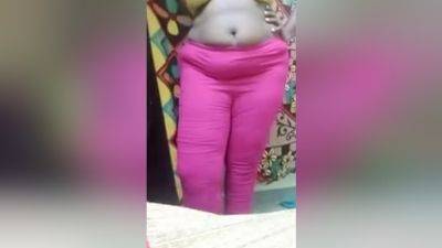 Tamil Sexy Aunty Nude Dancing Video. Beautiful Leg And Boobs Shaking - desi-porntube.com - India
