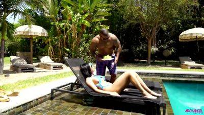 Aaliyah Hadids Bbc By - videomanysex.com