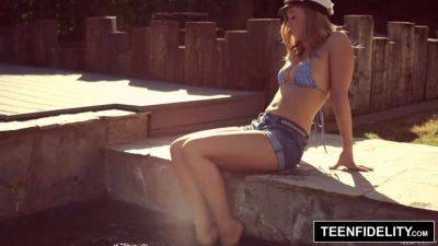 TEENFIDELITY - Bailey Brooke Creampied By Her Neighbor - sexu.com