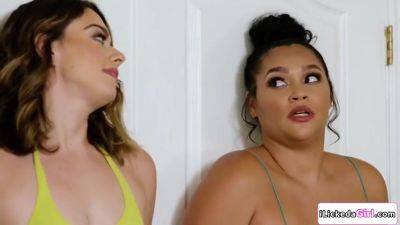 White Babe Pussy Licking Ebony Lesbian With Sophia Burns And Ashlyn Peaks - hotmovs.com