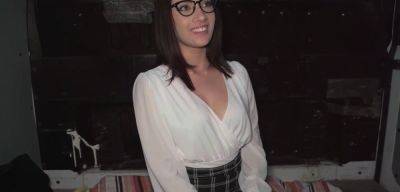 SEXY Nanny gets fired so she needs the EXTRA cash - inxxx.com