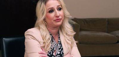 Titty fucking Mrs Quinn in the office - inxxx.com