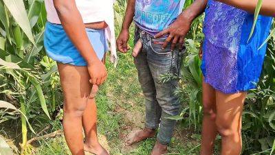 Hot Wife - Desi Hot Wife Outdoor Threesome Sex with Doggy Style - Latest HD Video - veryfreeporn.com - India