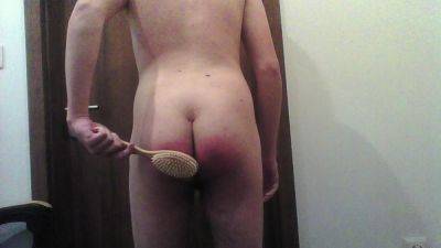 I spanked my wet bottom with a hairbrush - txxx.com - Hungary