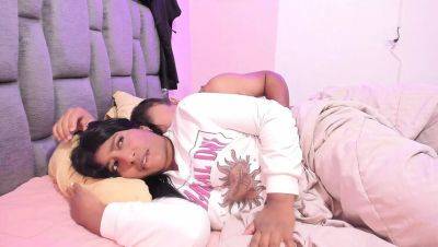 Stepbrother Fucks Stepsister Hard To Warm Her Up - Rough Missionary & Doggy Sex - veryfreeporn.com - India - Colombia