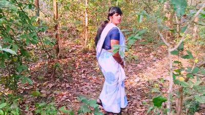 Desi Outdoor Jungle Sex. Indian Stepmom And Stepson Hardcore Fucking In Jungle. Telugu Dirty Talks - desi-porntube.com - India