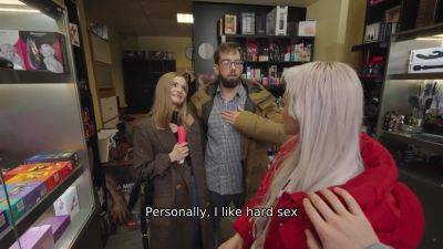 SWAP4K. Hot girl and her cuckold boyfriend joined our kinky masquerade - hotmovs.com